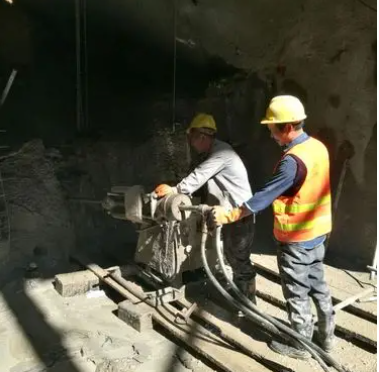 府谷水下抗分散灌浆料特点 水下不分散注浆料介绍