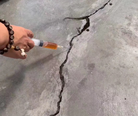 府谷混凝土裂缝修补技术详解​